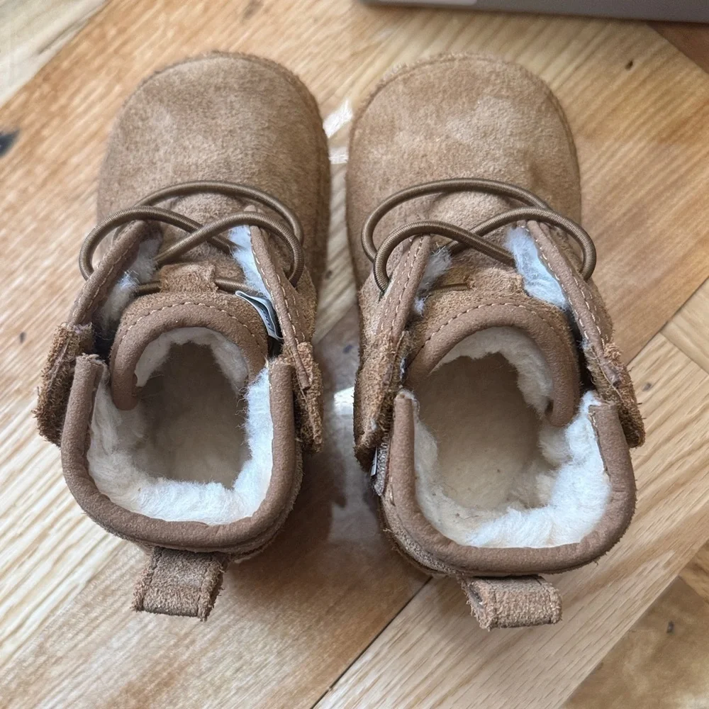 Cozy Brown Ugg Kids Boots 12-18M